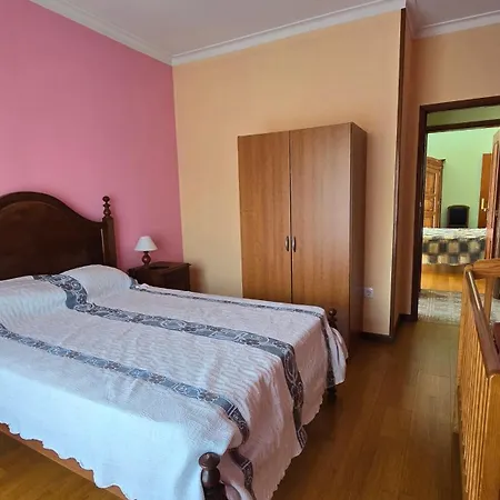 With Swimming Pool In Nature - Near Geres, Braga & Praias Fluvias